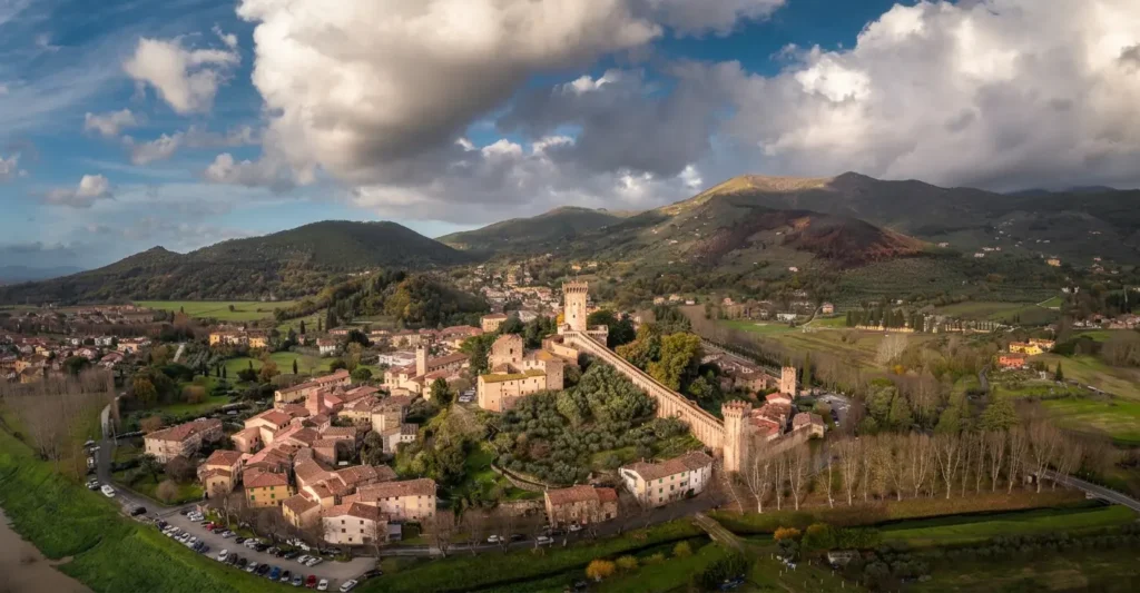 Vicopisano Town photo by Guglielmo Giambartolomei